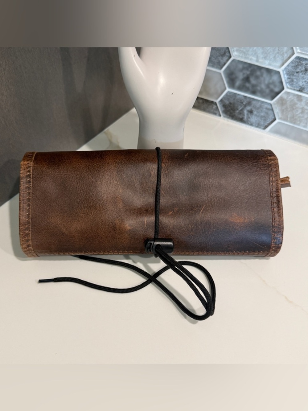 Rofozzi Scout Leather Roll-Up Cable Organizer